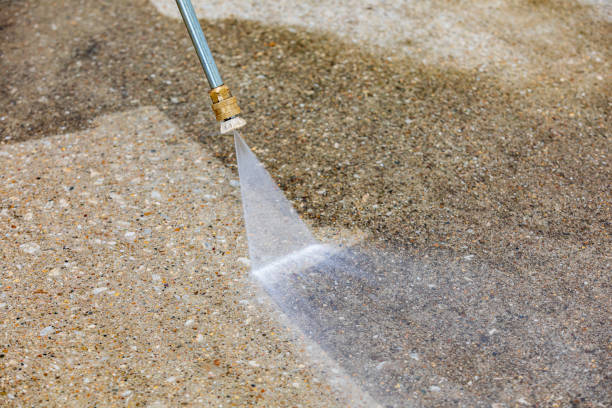 Best Playground Equipment Cleaning  in Lebanon, IL
